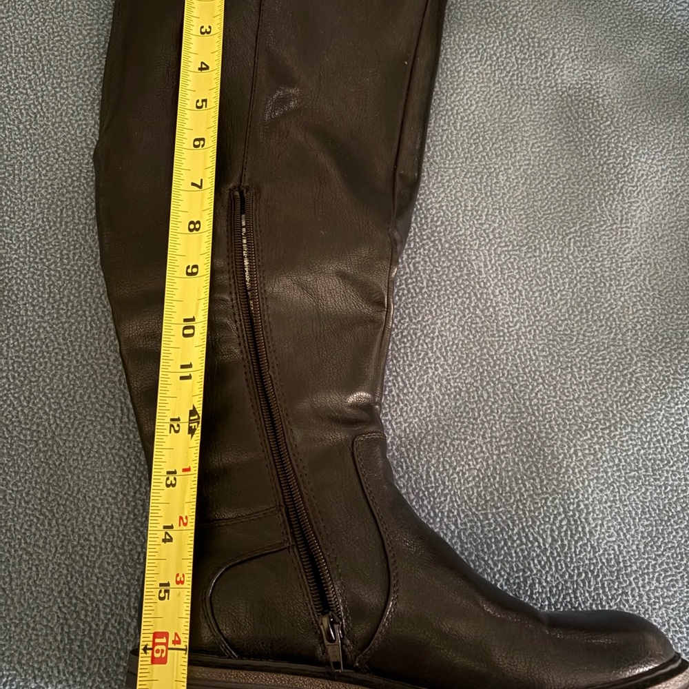 BareTraps Black Wide Calf Boots - Picture 4 of 6